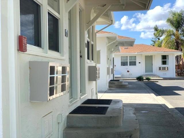 Carlin'S Cottage Court Calistoga Exterior photo